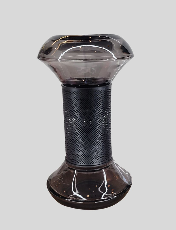 Hourglass Diffuser